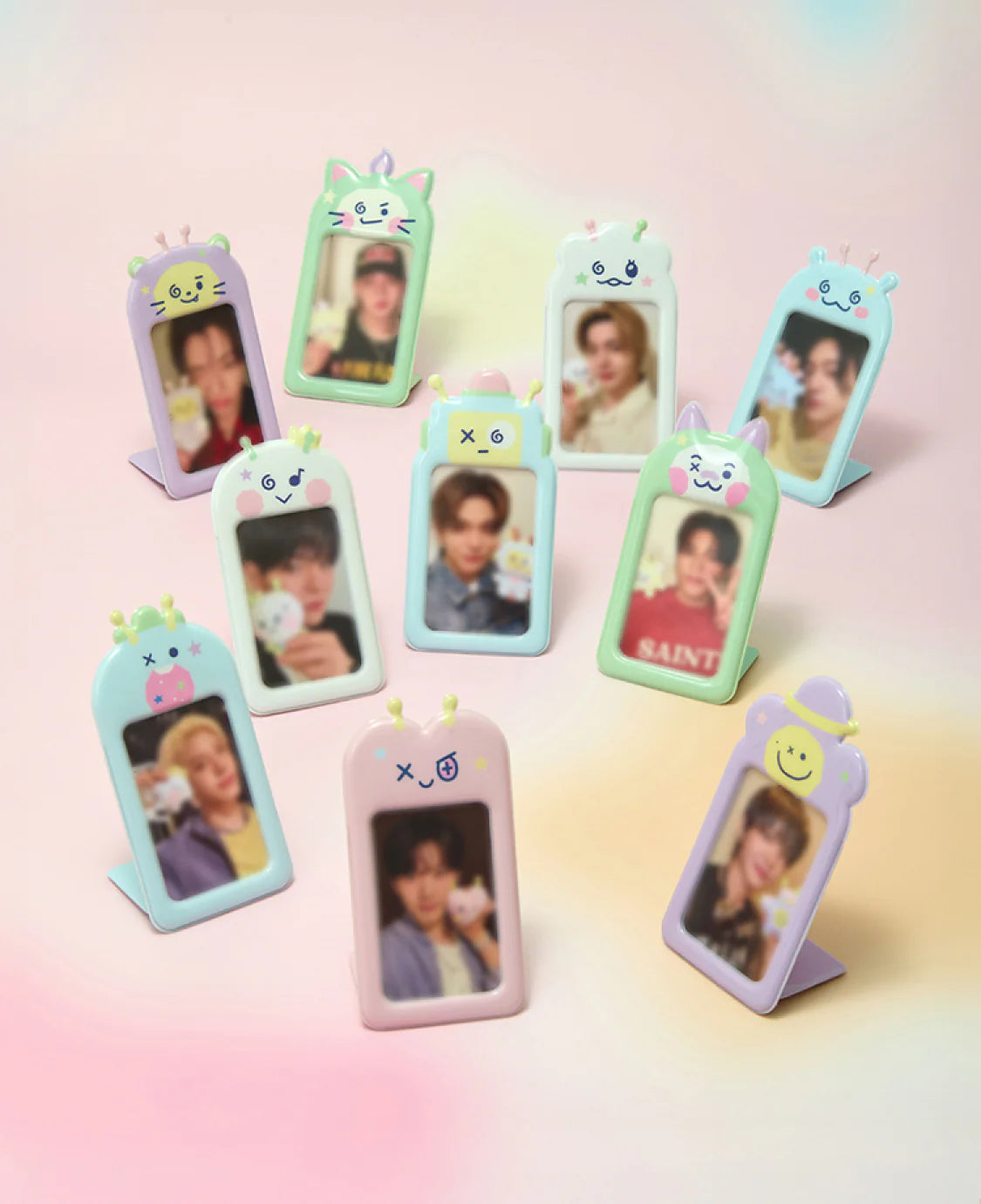 TREASURE - Truz Photocard Holder Stand