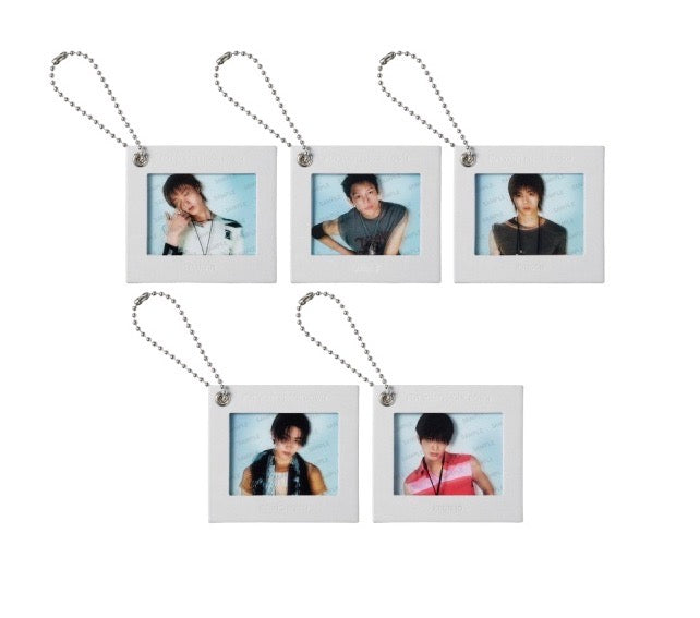 [PRE-ORDER] CORTIS - 2026 Official Tour 'PUT YOUR PHONE DOWN' MD - Mini Film Photo Keyring