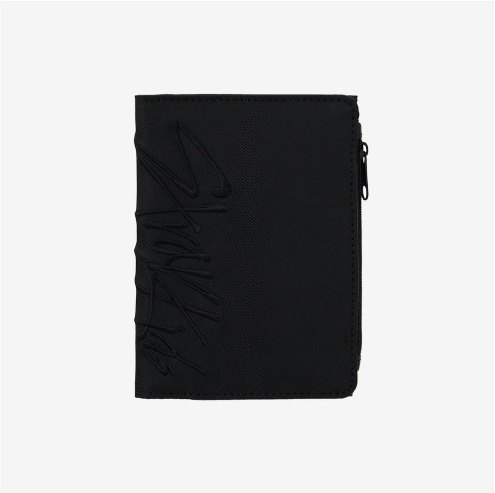 [PRE-ORDER] STRAY KIDS - World Tour ‘RUN IT JAPAN’ MD (Multi Case)