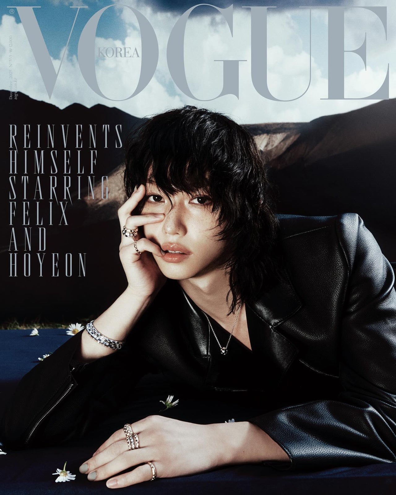 [PRE ORDER] FELIX (STRAY KIDS) - VOGUE December issue 2025
