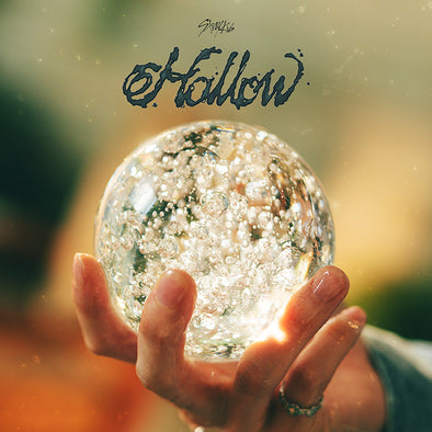 [PRE-ORDER] STRAY KIDS - Japanese 3rd Mini Album ‘HOLLOW’ (Regular Edition)