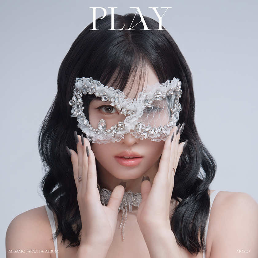 MISAMO- Japan 1st Album PLAY