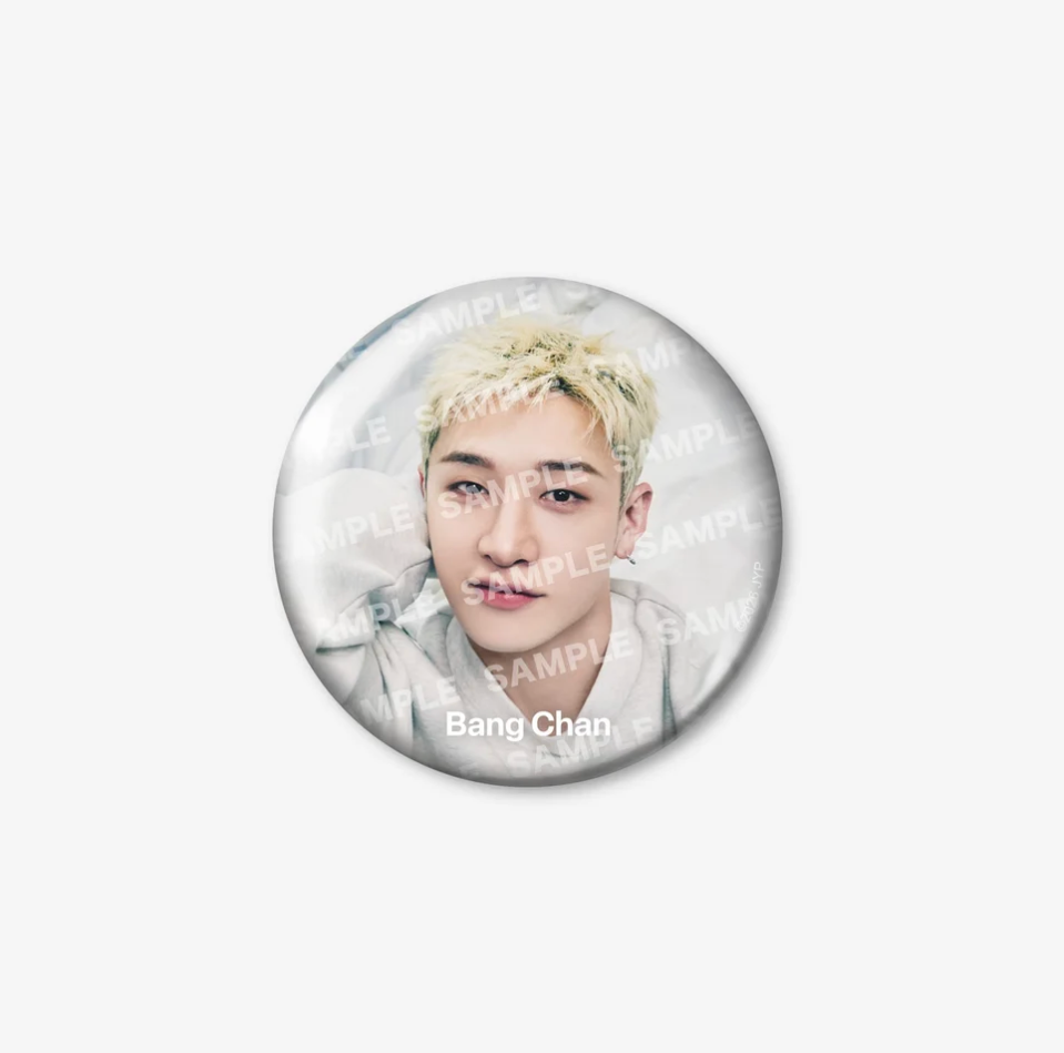 [PRE-ORDER] STRAY KIDS - World Tour ‘RUN IT JAPAN’ MD (Photo Badge)