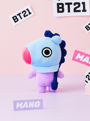 BT21 - Standing Doll