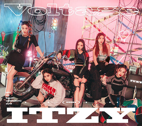 ITZY - 'Voltage' 1st Japanese Single Album